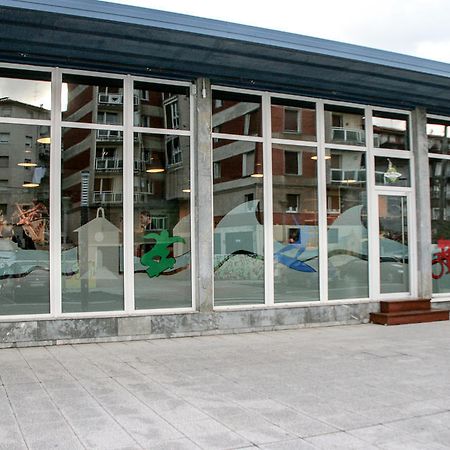 Mundaka Hostel & Sports Cafe Dış mekan fotoğraf