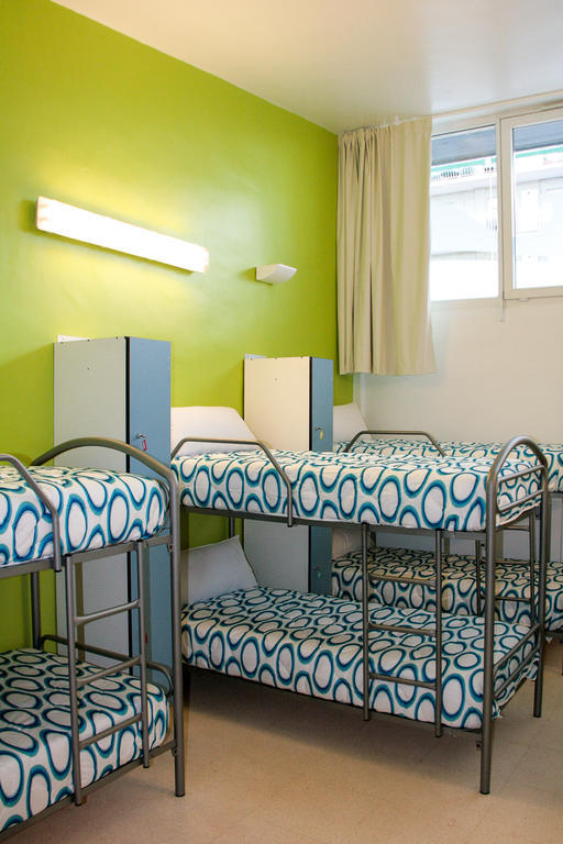 Mundaka Hostel & Sports Cafe Oda fotoğraf