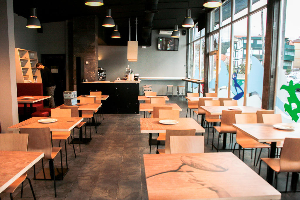 Mundaka Hostel & Sports Cafe Dış mekan fotoğraf